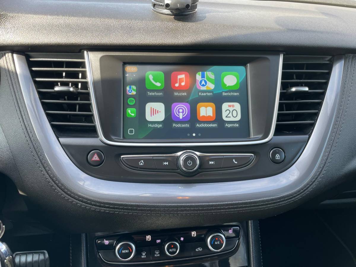 Opel Grandland X Opel Grandland X 1.2 Turbo Innovation, Aut, Trekhaak, Pdc, Stoelverw, Stuurverw, Cruise/Climate control!