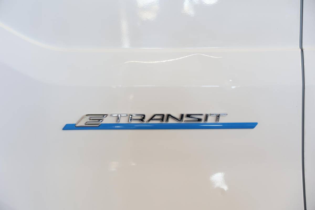 Ford E-Transit Ford E-Transit 350 L4H3 Trend 68 kWh