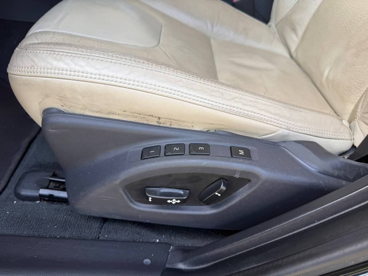 Volvo V60 Volvo V60 2.4 D6 AWD Plug-In Hybrid AUTOMAAT-PANO-CAMERA