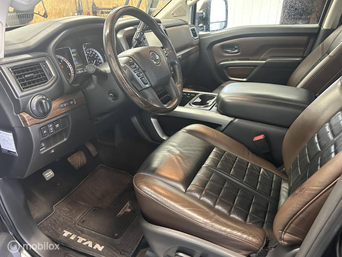 Nissan  Nissan Titan XD 5.0 V8 Cummins TD Platinum Reserve