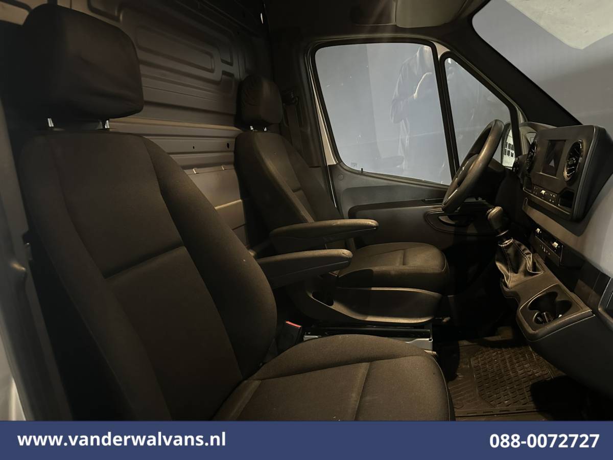 Mercedes-Benz Sprinter Mercedes-Benz Sprinter 314 CDI 143pk L3H2 Euro6 Airco | Camera | Navigatie | Apple Carplay | Android Auto Parkeersensoren