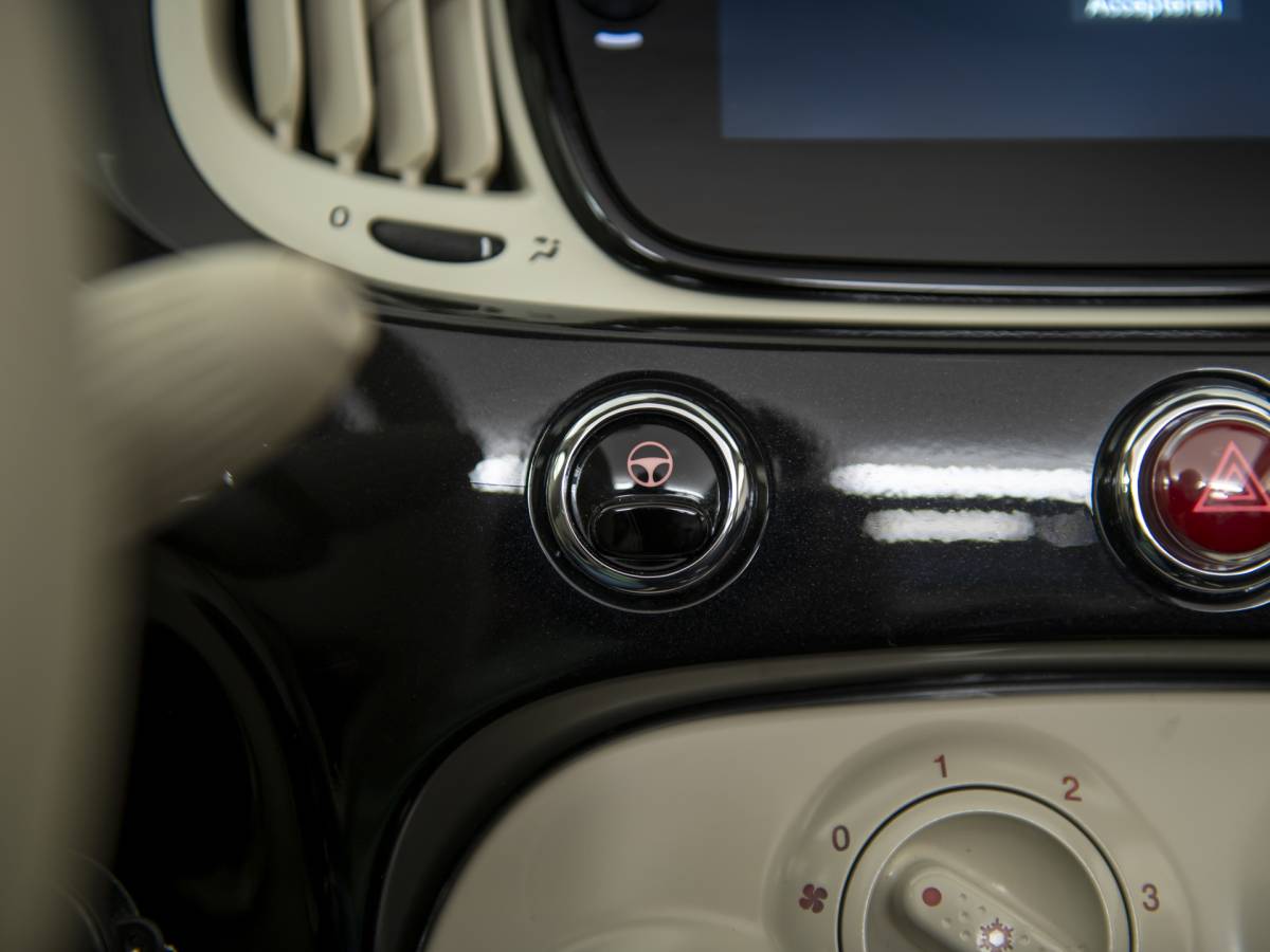 Fiat 500C Fiat 500 C 1.0 Hybrid Dolcevita, NAP, Volledig leer, incl garantie,