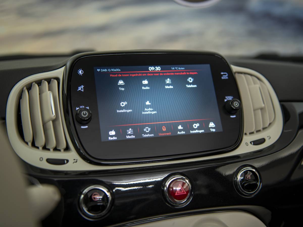 Fiat 500C Fiat 500 C 1.0 Hybrid Dolcevita, NAP, Volledig leer, incl garantie,