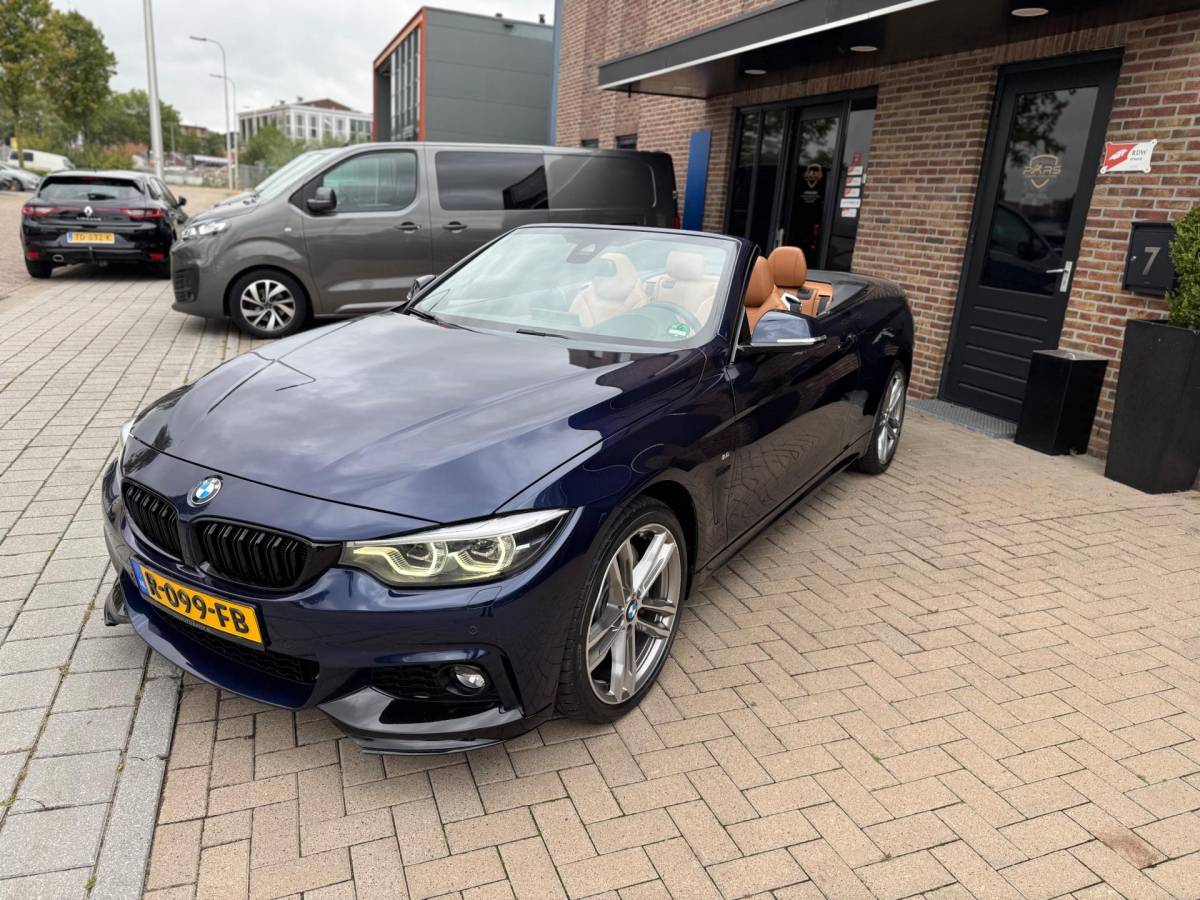 BMW 4 Serie BMW 4-serie Cabrio 435d xDrive High Executive