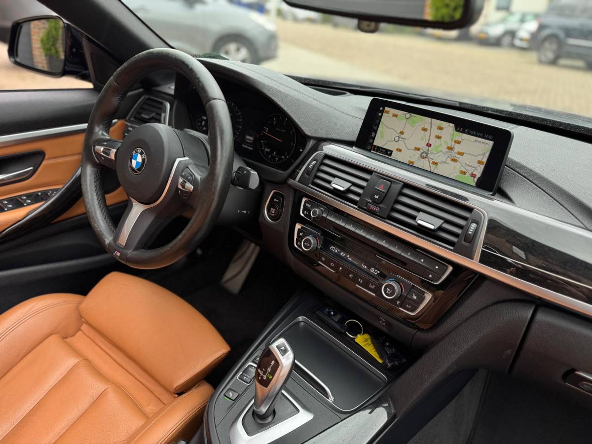 BMW 4 Serie BMW 4-serie Cabrio 435d xDrive High Executive