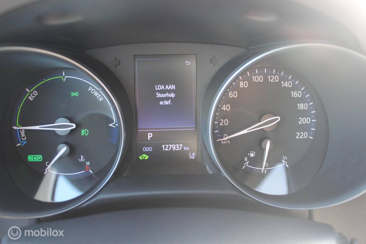 Toyota C-HR Toyota C-HR 2.0 Hybrid Executive Leder/Camera/Carplay/Stoelverw