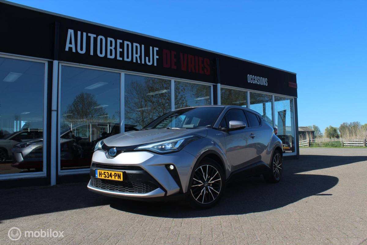 Toyota C-HR Toyota C-HR 2.0 Hybrid Executive Leder/Camera/Carplay/Stoelverw