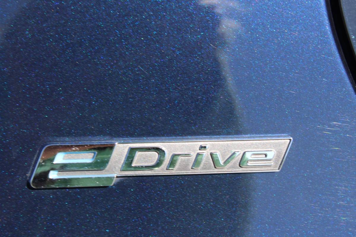 BMW 3 Serie BMW 3-serie 330e High Executive hybride bomvol ,,LEDER RONDOM CAMERA