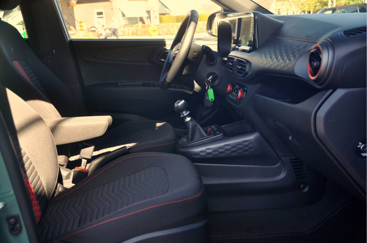 Hyundai i10 Hyundai i10 1.0 T-GDI N Line | 11.000 km! |  Camera | Navigatie