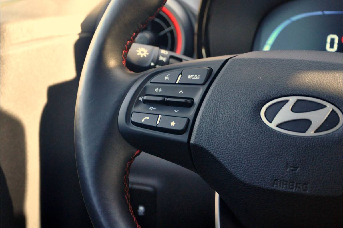 Hyundai i10 Hyundai i10 1.0 T-GDI N Line | 11.000 km! |  Camera | Navigatie