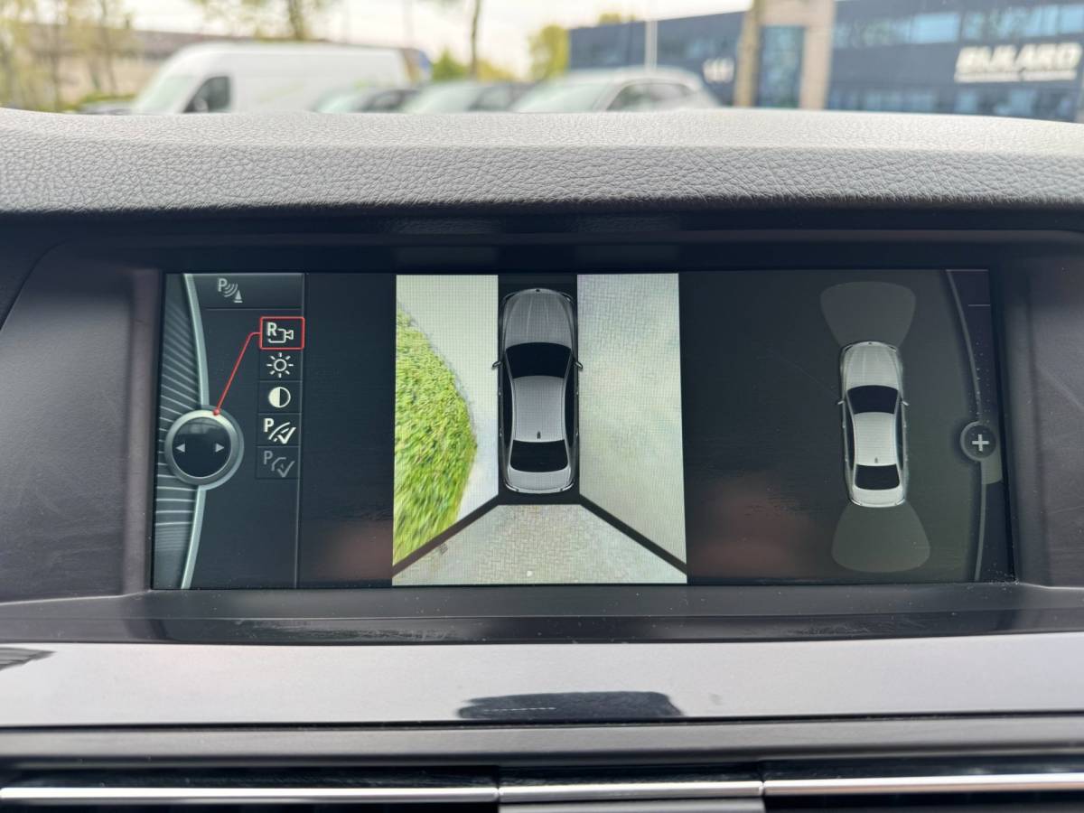 BMW 5 Serie BMW 5-serie 520i High Executive AUTOMAAT!!