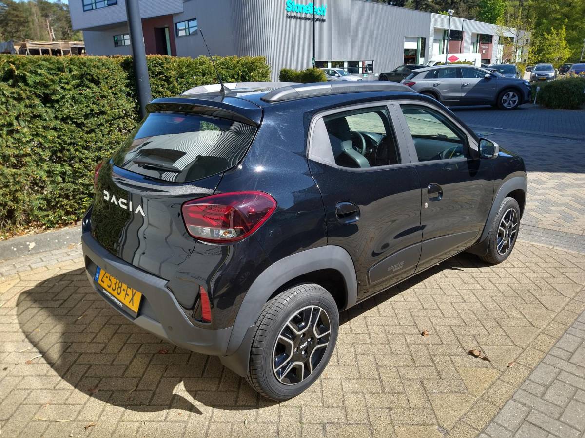 Dacia Spring Dacia Spring Expression 27 kWh BTW Auto Navigatie Cruise-Control Airco Lane-Assist