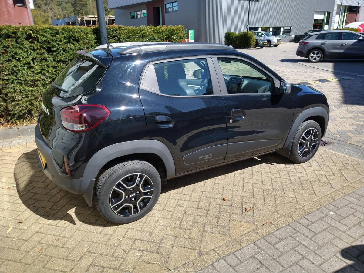 Dacia Spring Dacia Spring Expression 27 kWh BTW Auto Navigatie Cruise-Control Airco Lane-Assist