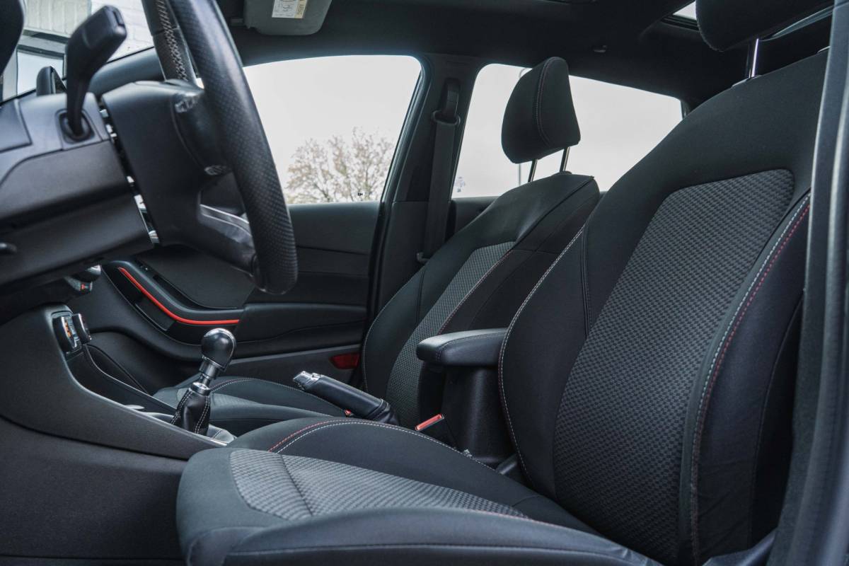 Ford Fiesta Ford Fiesta 1.0 EcoBoost ST-Line / LED / Pano / B&O / Winter pack!
