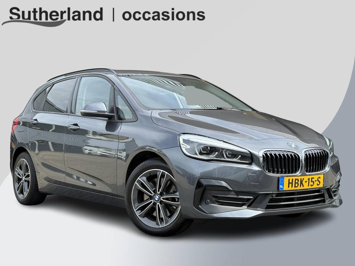 BMW 2 Serie BMW 2-serie Active Tourer 225xe iPerformance Executive | 225pk PHEV | Stoelverwarming | Camera | LED | Cruise Control |