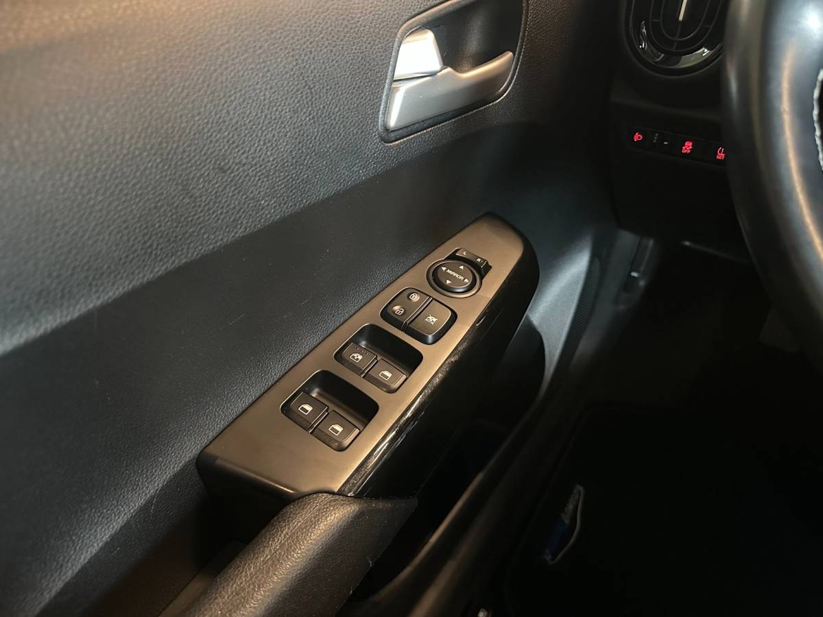 Kia Picanto Kia Picanto 1.0 MPi 5-DRS DYNAMIQUE LINE/AIRCO/NAVIGATIE/APPLE CARPLAY+ANDROID+BLUETOOTH/ISOFIX/LM-VELG/1eEIGENAAR/nweAPK+OH.BEURT