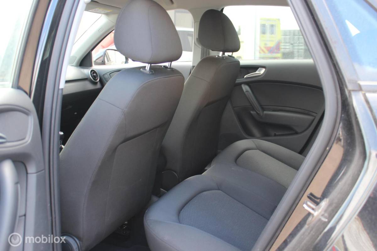 Audi A1 Sportback Audi A1 Sportback 1.0 TFSI S-Line Navi/Airco/Cruise/NAP/17Inch