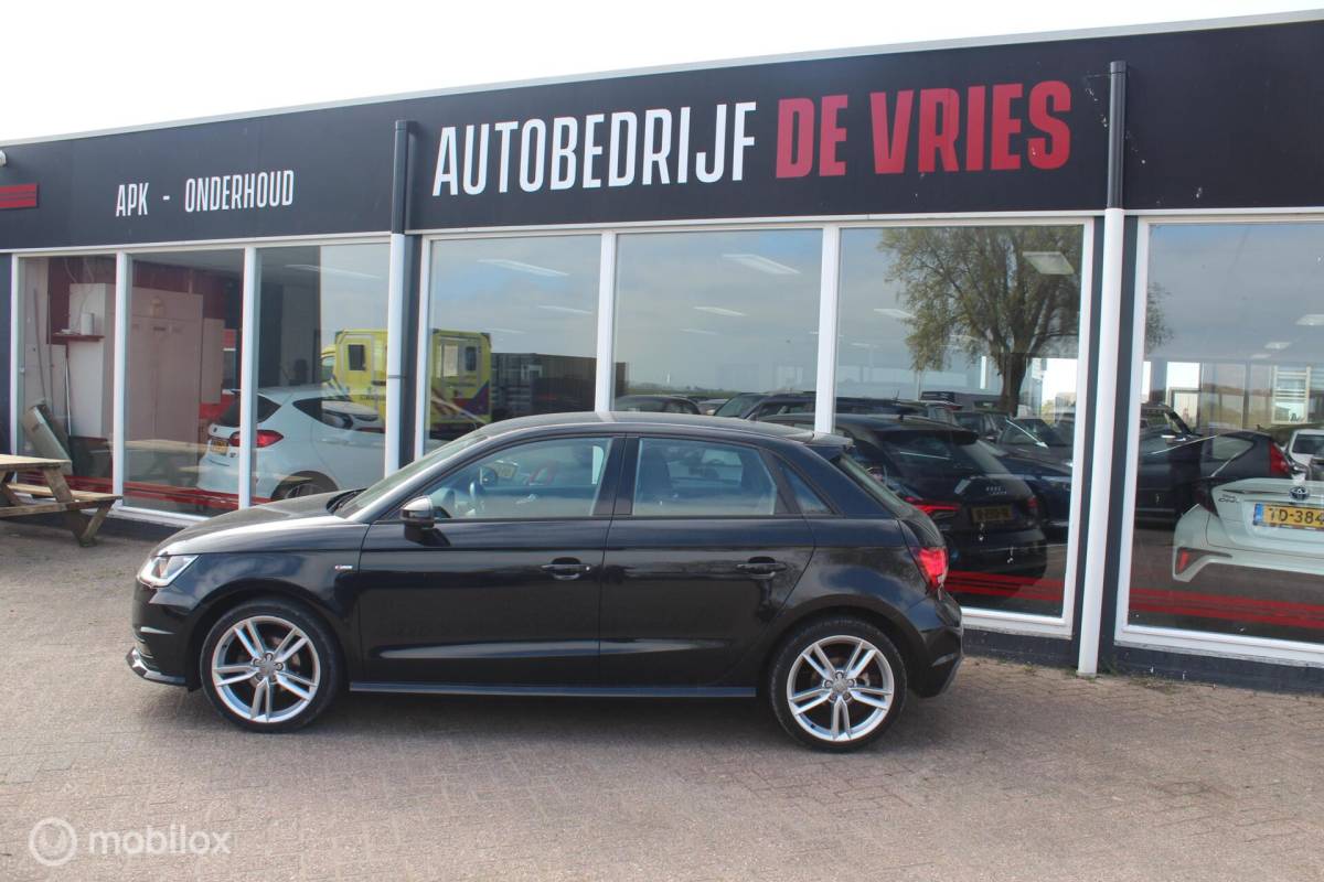 Audi A1 Sportback Audi A1 Sportback 1.0 TFSI S-Line Navi/Airco/Cruise/NAP/17Inch
