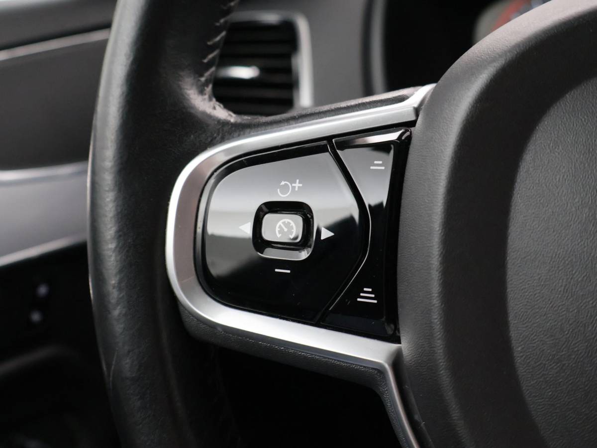 Volvo XC90 Volvo XC90 2.0 D4 190 PK GRIJS KENTEKEN EURO 6 DIESEL | WEGKL. TREKHAAK | ADAPTIVE CRUISE | LEDER | CAMERA