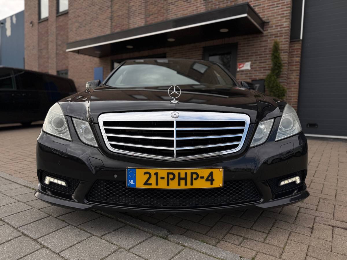 Mercedes-Benz E-Klasse Mercedes-Benz E-klasse 350 CDI Avantgarde Pano Automaat 231PK Airco Cruise Navi Elk.Ramen