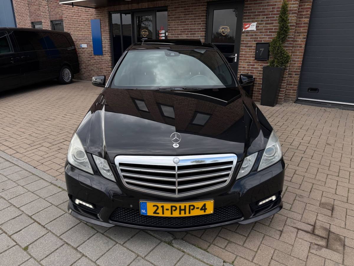Mercedes-Benz E-Klasse Mercedes-Benz E-klasse 350 CDI Avantgarde Pano Automaat 231PK Airco Cruise Navi Elk.Ramen