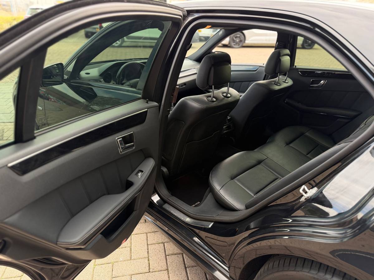 Mercedes-Benz E-Klasse Mercedes-Benz E-klasse 350 CDI Avantgarde Pano Automaat 231PK Airco Cruise Navi Elk.Ramen