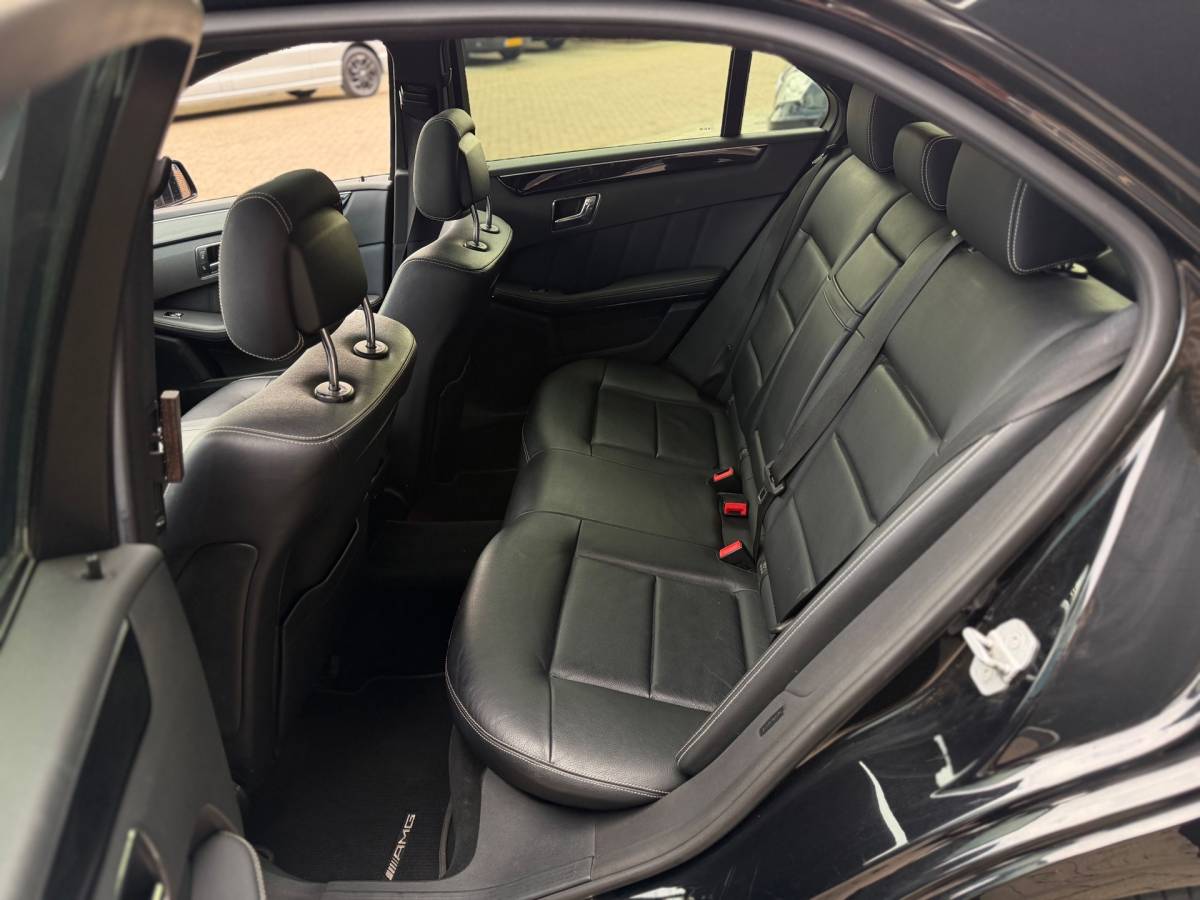 Mercedes-Benz E-Klasse Mercedes-Benz E-klasse 350 CDI Avantgarde Pano Automaat 231PK Airco Cruise Navi Elk.Ramen