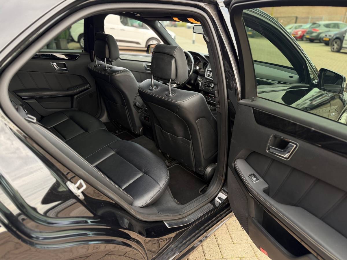 Mercedes-Benz E-Klasse Mercedes-Benz E-klasse 350 CDI Avantgarde Pano Automaat 231PK Airco Cruise Navi Elk.Ramen