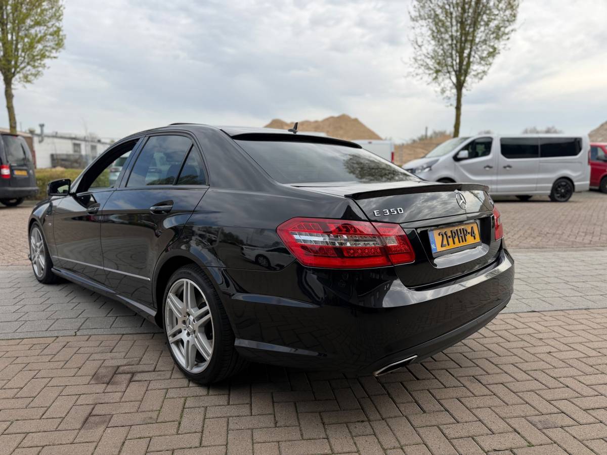 Mercedes-Benz E-Klasse Mercedes-Benz E-klasse 350 CDI Avantgarde Pano Automaat 231PK Airco Cruise Navi Elk.Ramen