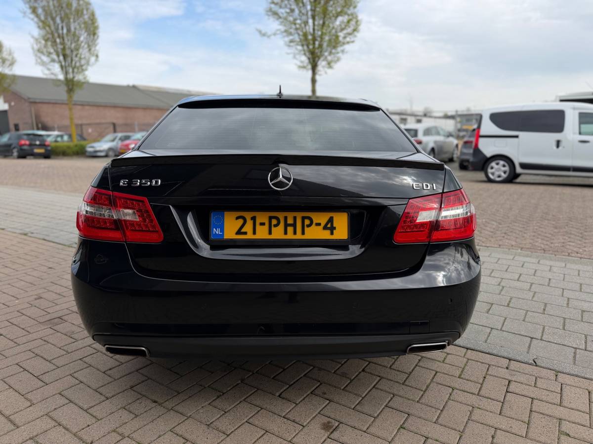 Mercedes-Benz E-Klasse Mercedes-Benz E-klasse 350 CDI Avantgarde Pano Automaat 231PK Airco Cruise Navi Elk.Ramen