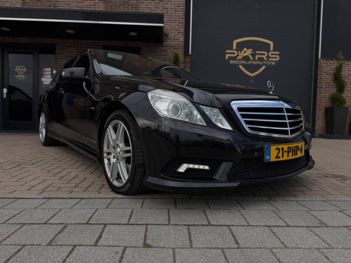 Mercedes-Benz E-Klasse Mercedes-Benz E-klasse 350 CDI Avantgarde Pano Automaat 231PK Airco Cruise Navi Elk.Ramen