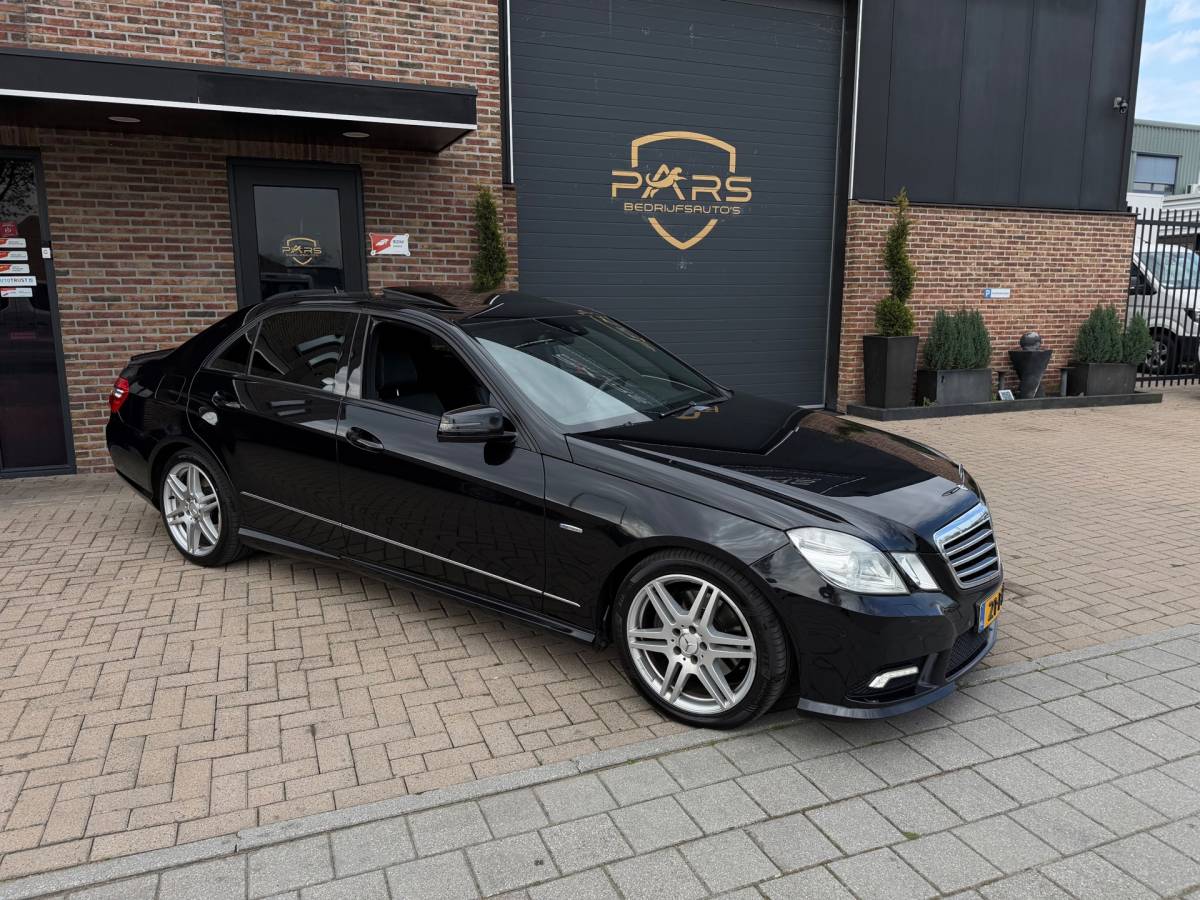 Mercedes-Benz E-Klasse Mercedes-Benz E-klasse 350 CDI Avantgarde Pano Automaat 231PK Airco Cruise Navi Elk.Ramen