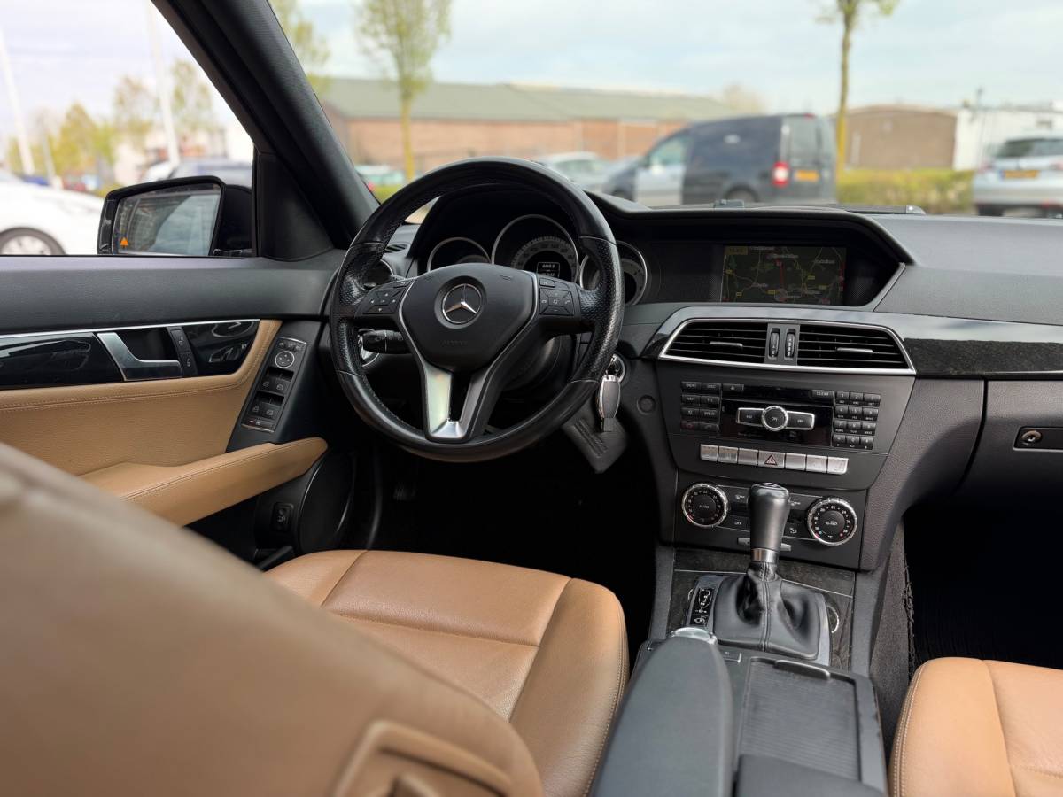 Mercedes-Benz C-Klasse Mercedes-Benz C-klasse Estate 250 CDI 4M 4MATIC Automaat Pano Blue Efficiency Business Class Elegance Airco Navi Elk.Ramen Cruise