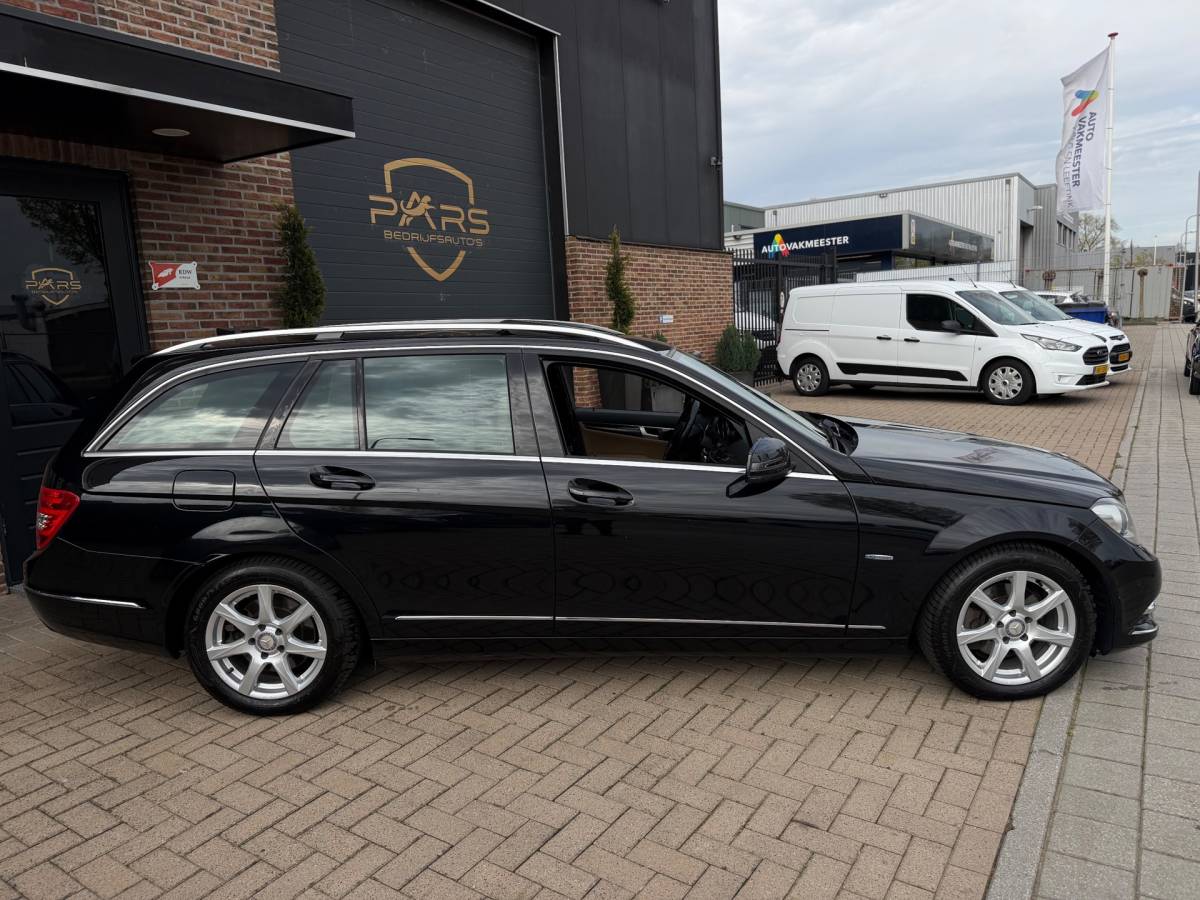 Mercedes-Benz C-Klasse Mercedes-Benz C-klasse Estate 250 CDI 4M 4MATIC Automaat Pano Blue Efficiency Business Class Elegance Airco Navi Elk.Ramen Cruise