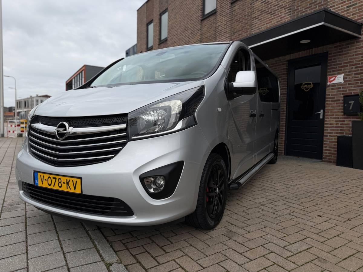 Opel Vivaro Opel Vivaro 1.6 CDTI L2H1 DC Sport EcoFlex Dubbele Cabine Dubbele Schuifdeuren Airco Navi Keyless Entry Elk.Ramen Cruise Control