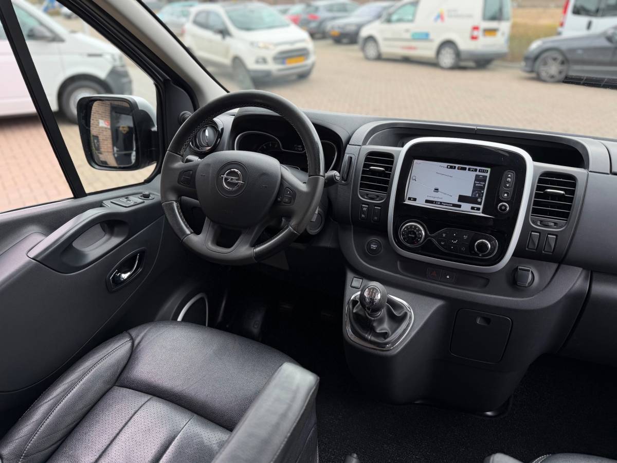 Opel Vivaro Opel Vivaro 1.6 CDTI L2H1 DC Sport EcoFlex Dubbele Cabine Dubbele Schuifdeuren Airco Navi Keyless Entry Elk.Ramen Cruise Control