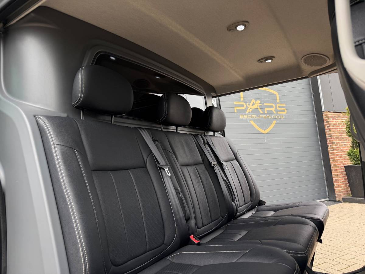 Opel Vivaro Opel Vivaro 1.6 CDTI L2H1 DC Sport EcoFlex Dubbele Cabine Dubbele Schuifdeuren Airco Navi Keyless Entry Elk.Ramen Cruise Control