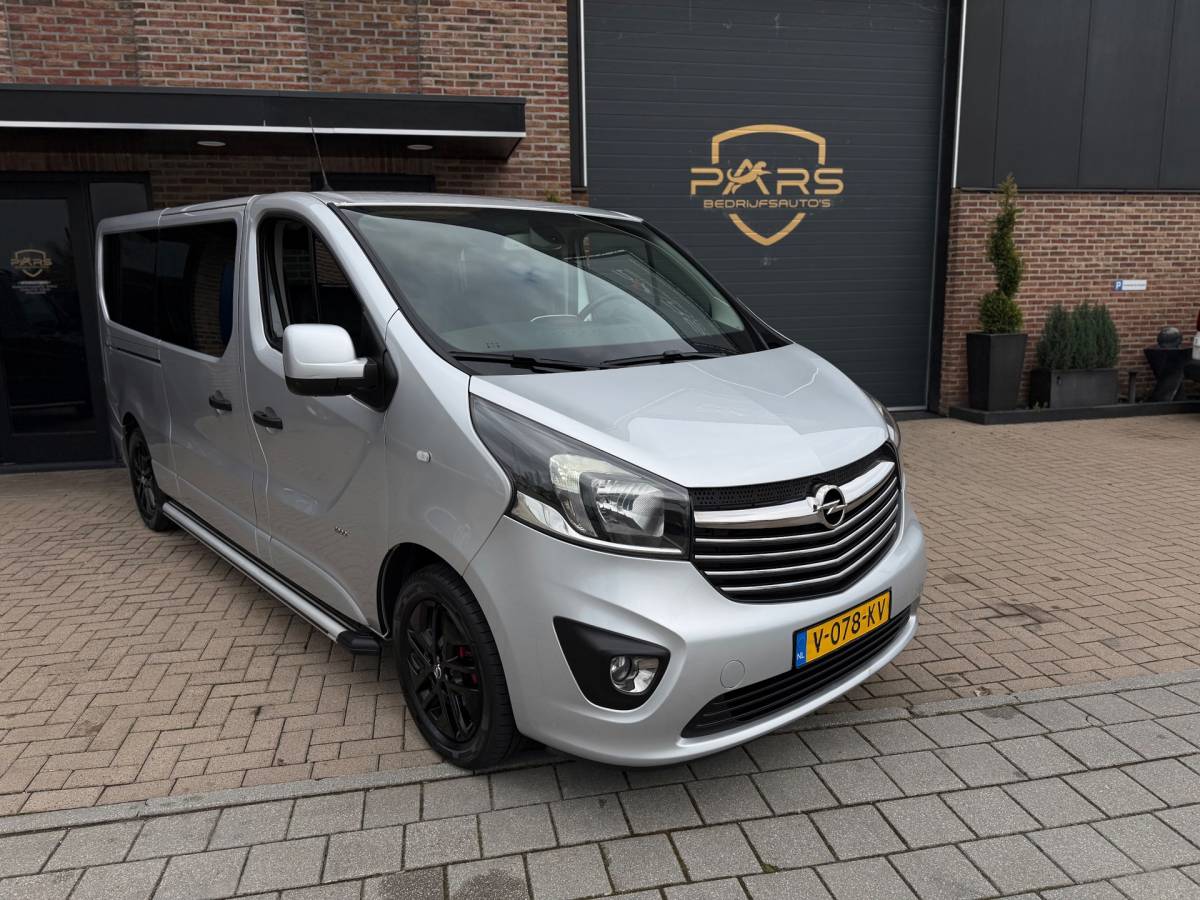 Opel Vivaro Opel Vivaro 1.6 CDTI L2H1 DC Sport EcoFlex Dubbele Cabine Dubbele Schuifdeuren Airco Navi Keyless Entry Elk.Ramen Cruise Control
