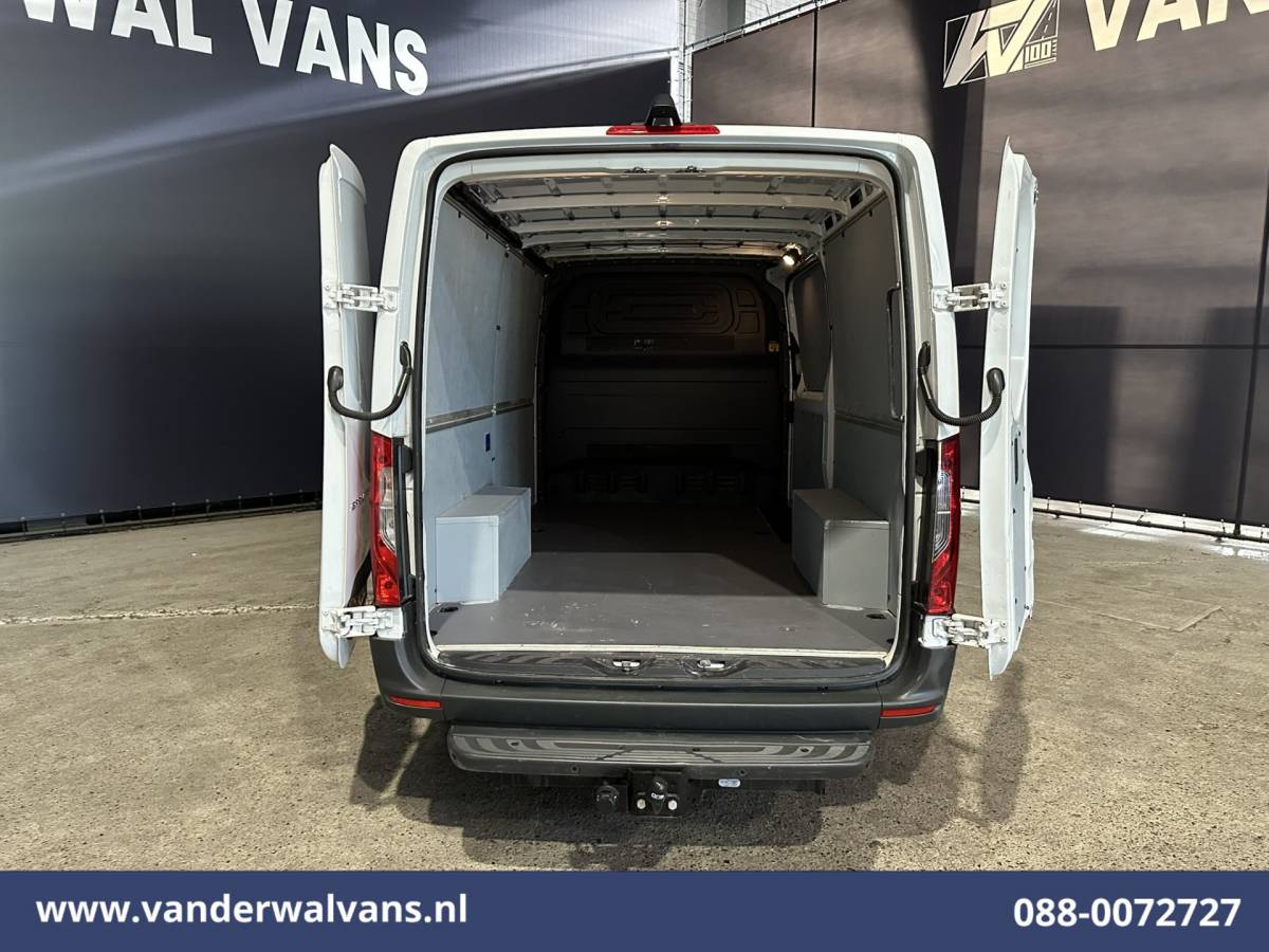 Mercedes-Benz Sprinter Mercedes-Benz Sprinter 315 CDI 150pk L2H1 Euro6 Airco | Camera | Apple Carplay | Cruisecontrol | Trekhaak Android Auto, Stoelverwarming, Parkeersensoren, Bijrijdersbank