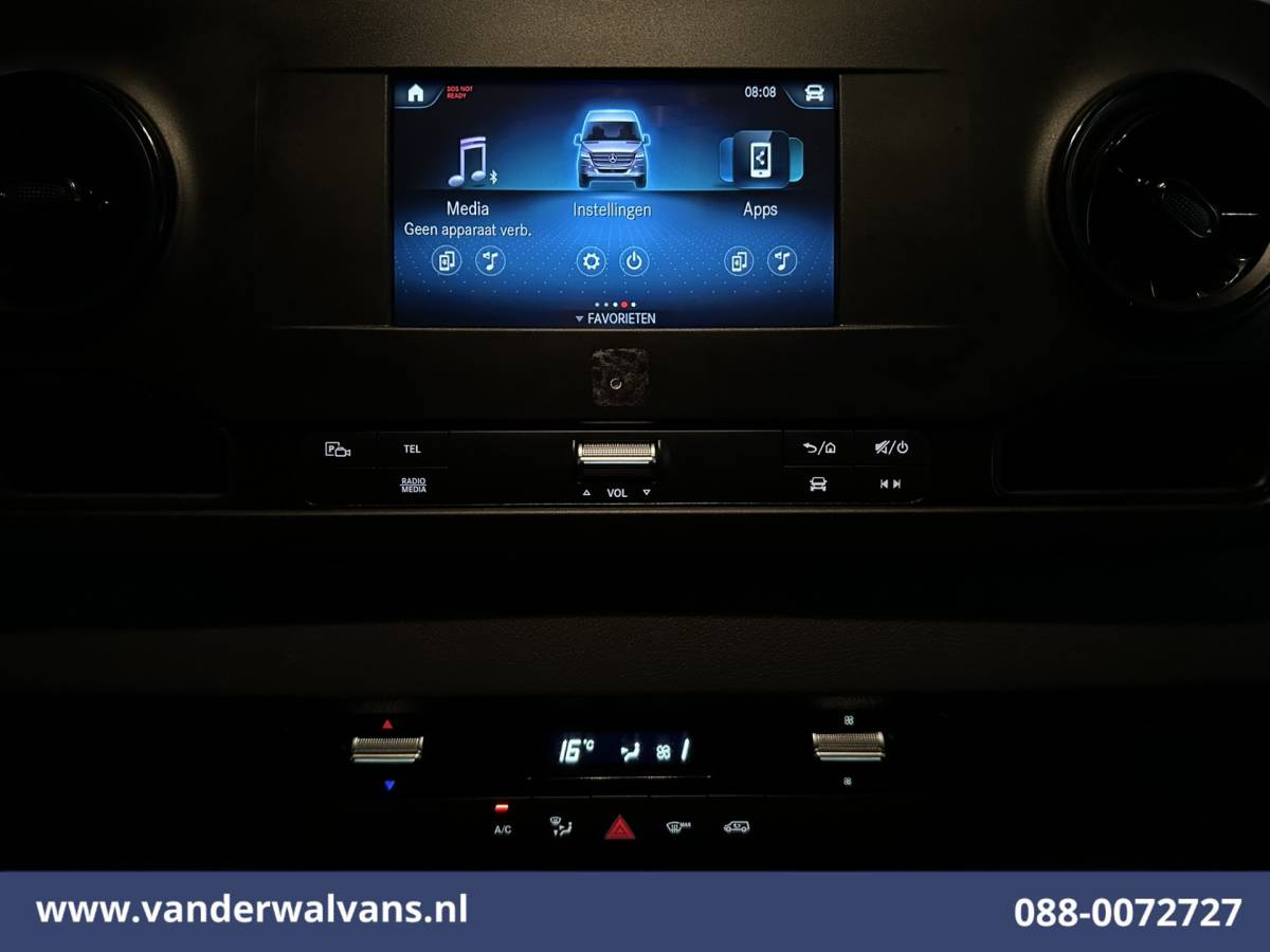 Mercedes-Benz Sprinter Mercedes-Benz Sprinter 315 CDI 150pk L2H1 Euro6 Airco | Camera | Apple Carplay | Cruisecontrol | Trekhaak Android Auto, Stoelverwarming, Parkeersensoren, Bijrijdersbank