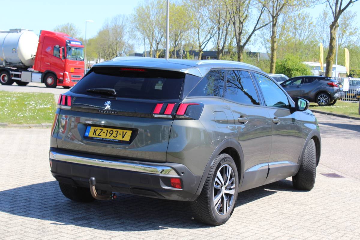 Peugeot 3008 Peugeot 3008 1.6 e-THP Allure NETTE AUTOMAAT VOL OPTIES NAP TREKHAAK