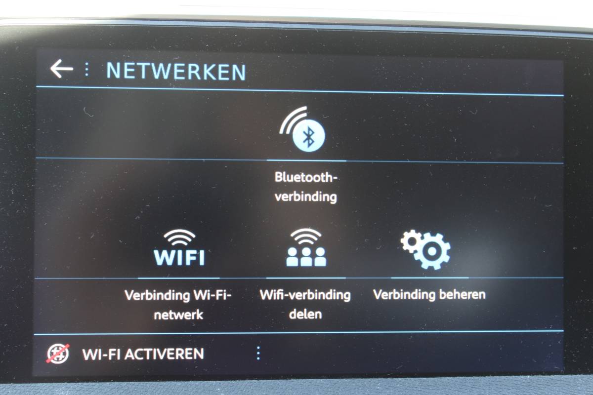 Peugeot 3008 Peugeot 3008 1.6 e-THP Allure NETTE AUTOMAAT VOL OPTIES NAP TREKHAAK