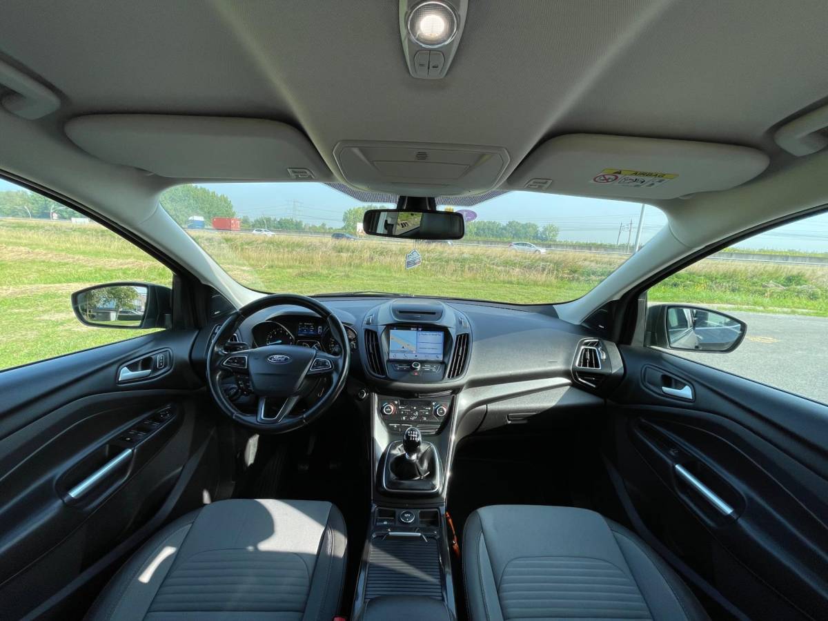 Ford Kuga Ford Kuga 1.5 EcoBoost Titanium, 150PK, Trekhaak, Cam, Navi, Cruise, Climate, Keyless, 1e eig afk, Geen import, Nap, Dealer oh!