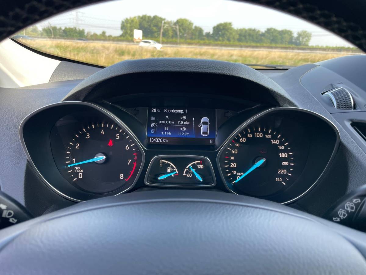 Ford Kuga Ford Kuga 1.5 EcoBoost Titanium, 150PK, Trekhaak, Cam, Navi, Cruise, Climate, Keyless, 1e eig afk, Geen import, Nap, Dealer oh!