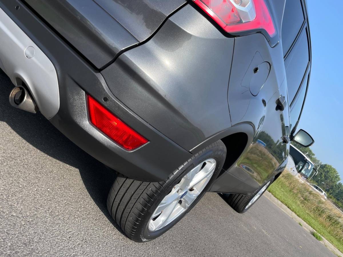 Ford Kuga Ford Kuga 1.5 EcoBoost Titanium, 150PK, Trekhaak, Cam, Navi, Cruise, Climate, Keyless, 1e eig afk, Geen import, Nap, Dealer oh!