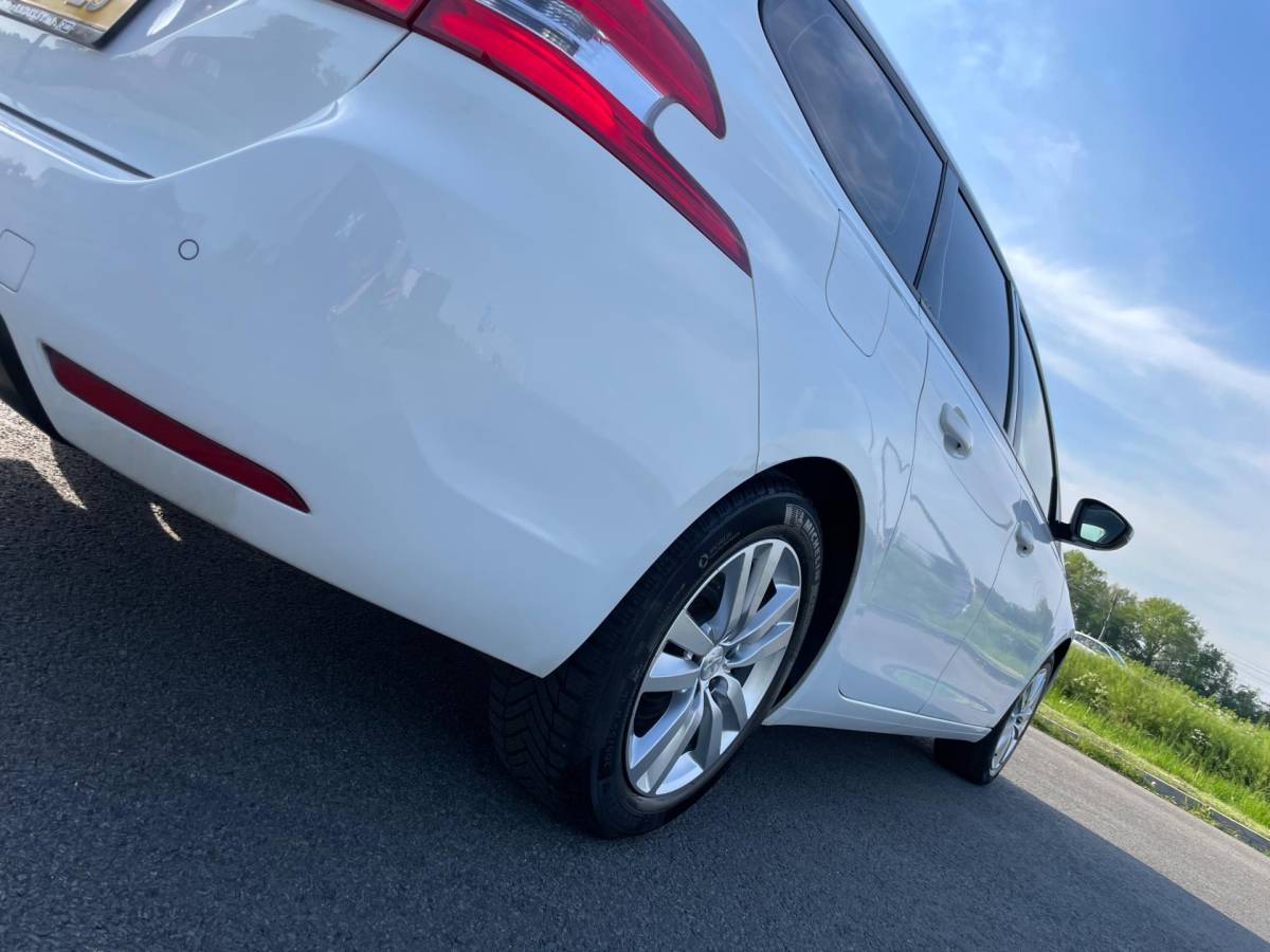 Peugeot 308 Peugeot 308 SW 1.2 PureTech Blue Lease Active, Trekhaak, Cruise, Pdc, Digi dash, 1e eig, Geen import, Nap!