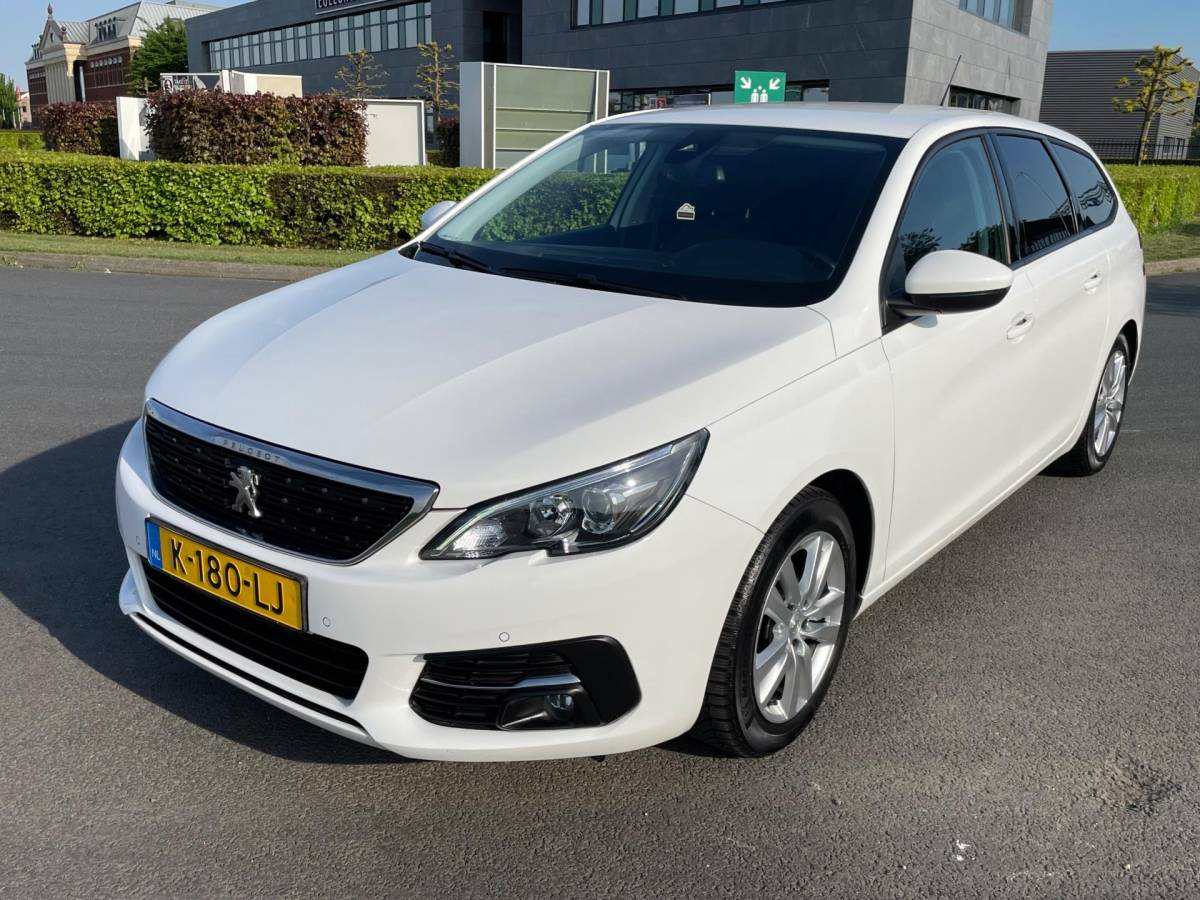 Peugeot 308 Peugeot 308 SW 1.2 PureTech Blue Lease Active, Trekhaak, Cruise, Pdc, Digi dash, 1e eig, Geen import, Nap!