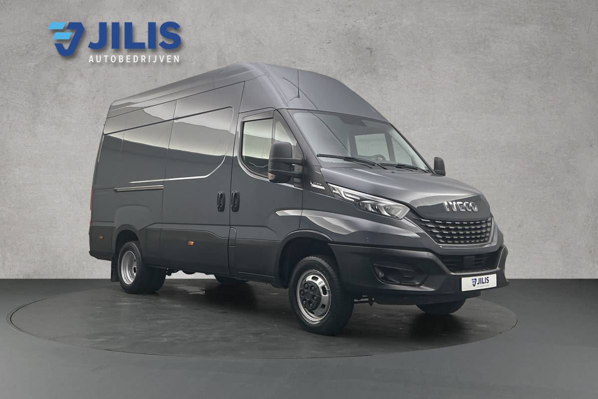 Iveco Daily Iveco Daily 35C21 Dubbellucht | Geen vrachtwagenheffing | Trekhaak 3,5T | Navigatie | LED | Camera | Airco | Cruise control