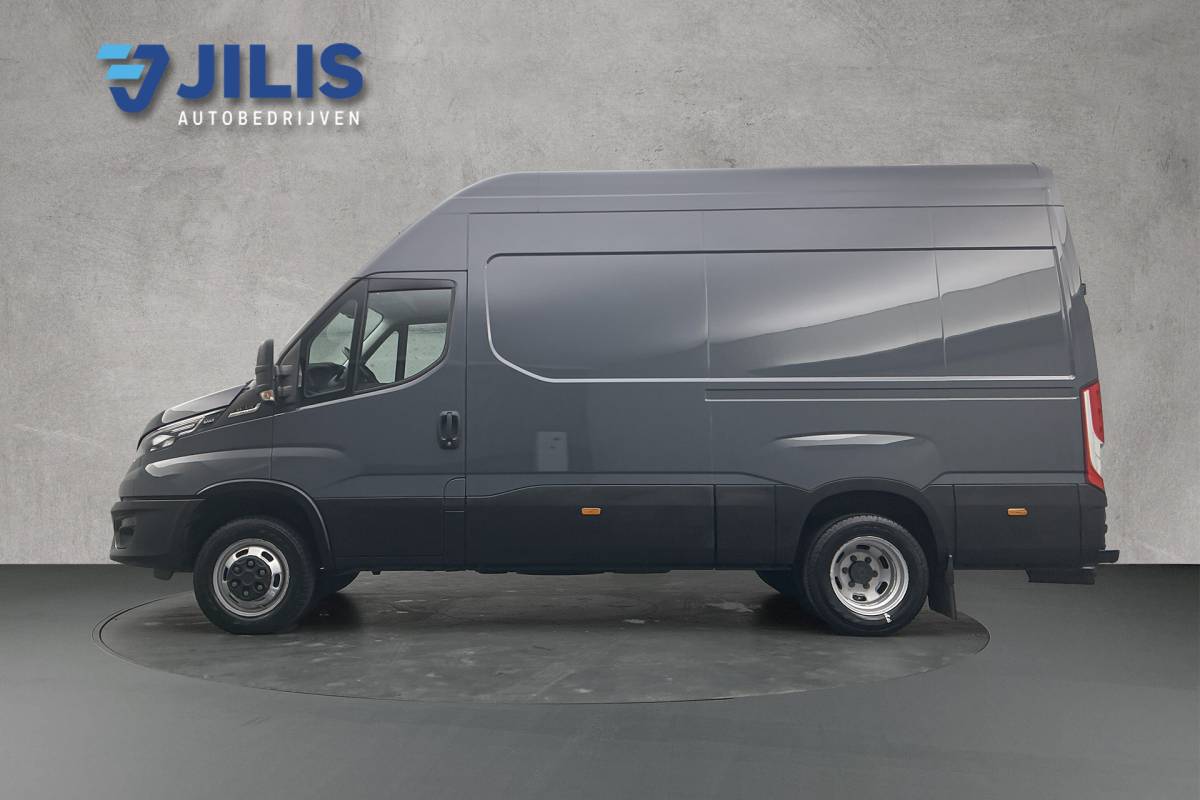 Iveco Daily Iveco Daily 35C21 Dubbellucht | Geen vrachtwagenheffing | Trekhaak 3,5T | Navigatie | LED | Camera | Airco | Cruise control
