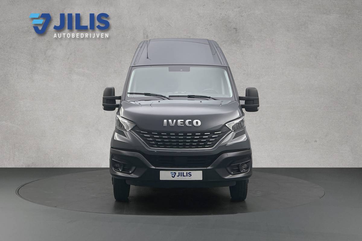Iveco Daily Iveco Daily 35C21 Dubbellucht | Geen vrachtwagenheffing | Trekhaak 3,5T | Navigatie | LED | Camera | Airco | Cruise control